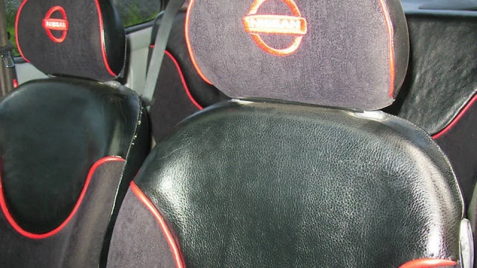 Nissan Micra 1,0 AT 3