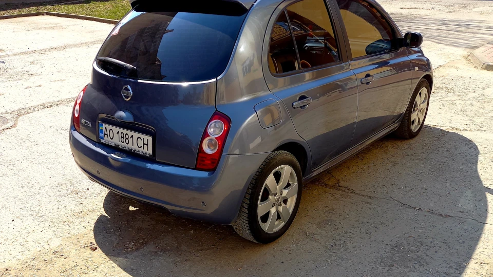 Nissan Micra Active Дружини