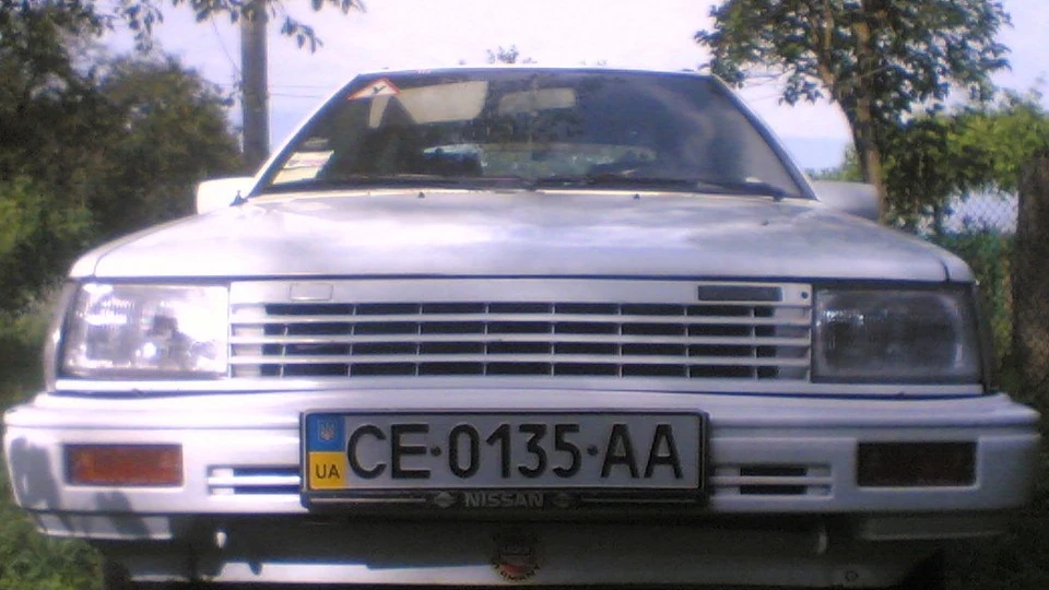 Nissan Micra біла 1.0 карб. 4