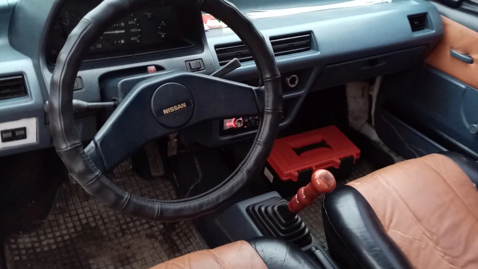 Nissan Micra Білий Комбі-B
