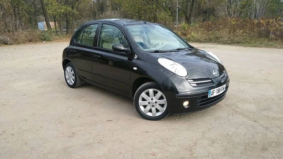 Nissan Micra Букашка 3