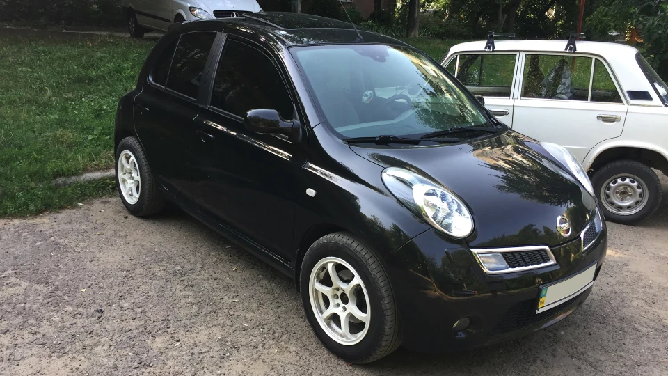 Nissan Micra Крихітка