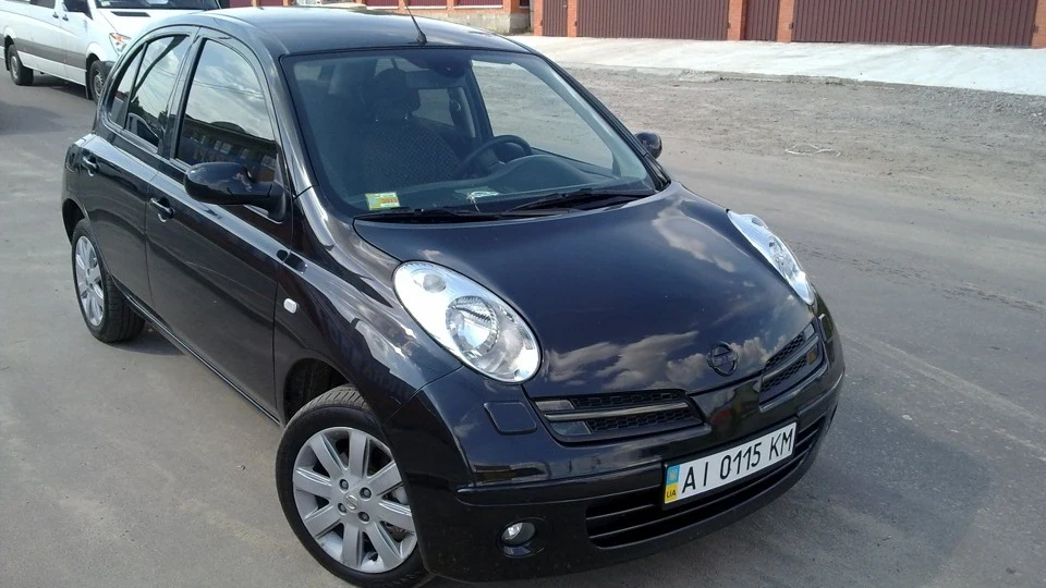 Nissan Micra Малятко GTR 4