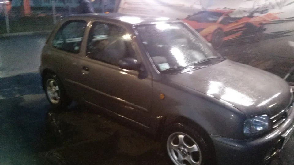 Nissan Micra Super S 5