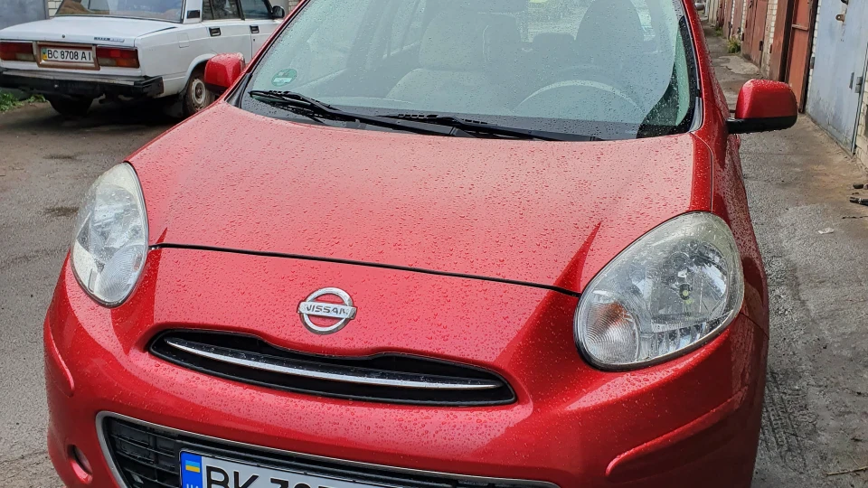 Nissan Micra Жир