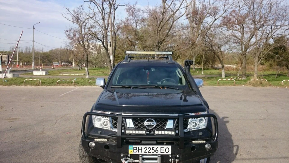 Nissan Navara 2