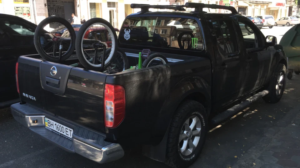 Nissan Navara 2.5 dci DRAKKAR 4