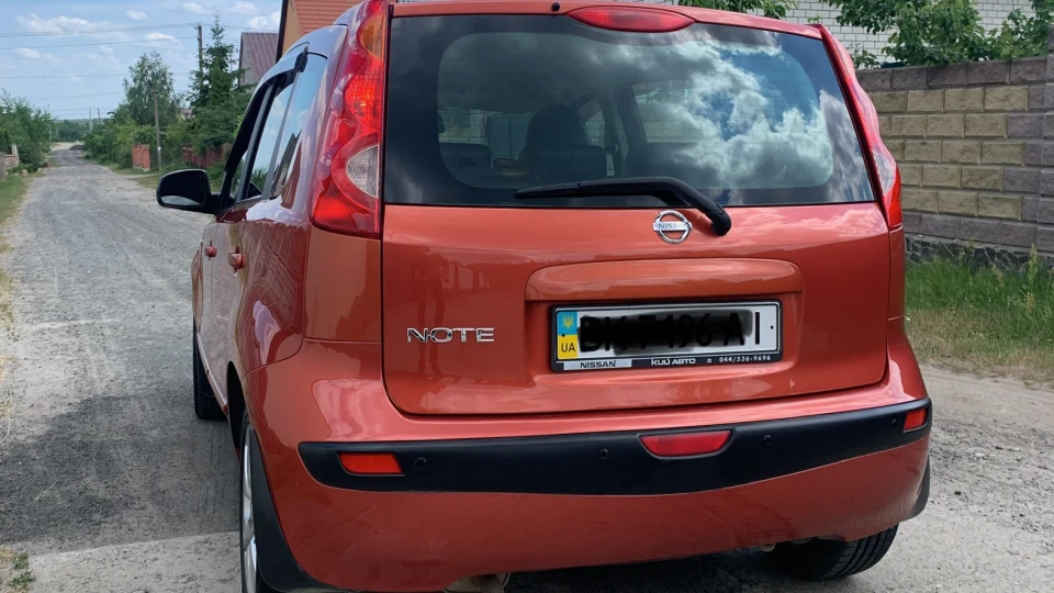 Nissan Note 1.6 атмо, АТ 5