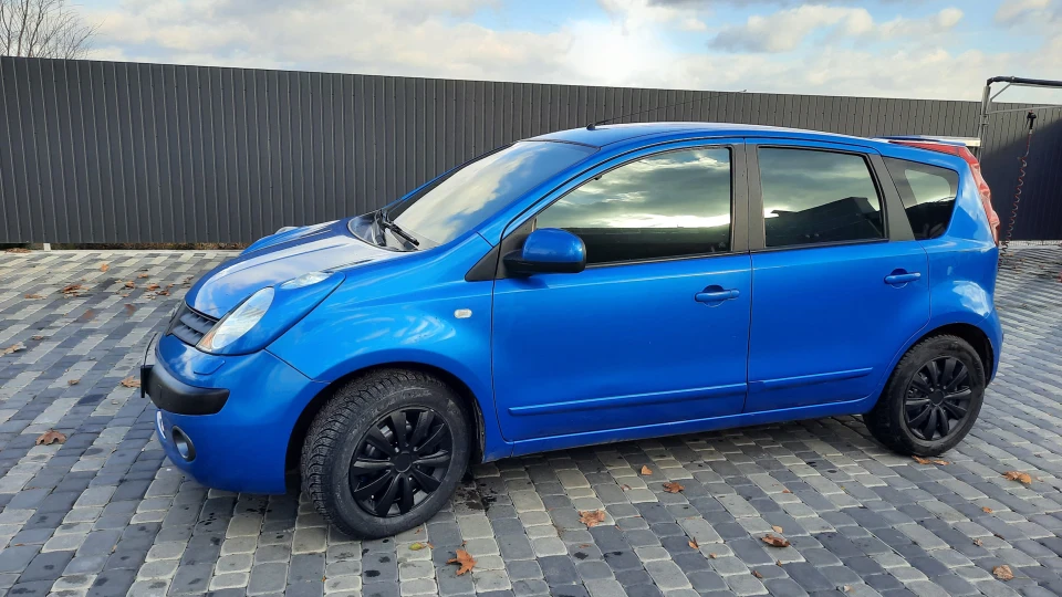 Nissan Note 1.6i 5
