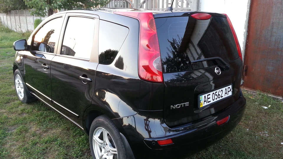 Nissan Note black not 2