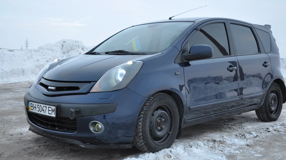 Nissan Note Blue Edition 4