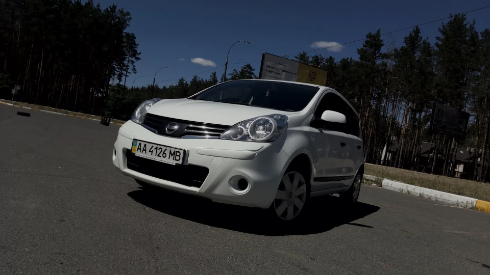 Nissan Note E11 3