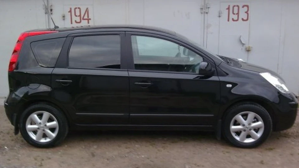 Nissan Note Міні джип на перед.