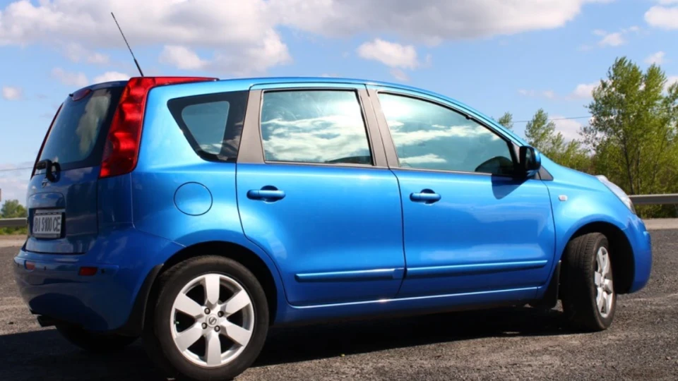 Nissan Note Ультрамарин 4