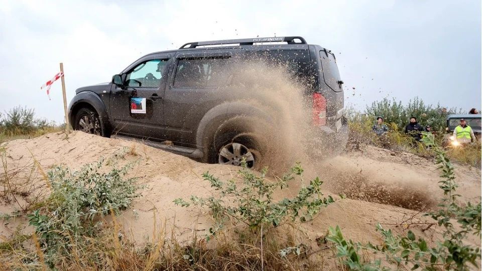 Nissan Pathfinder 4