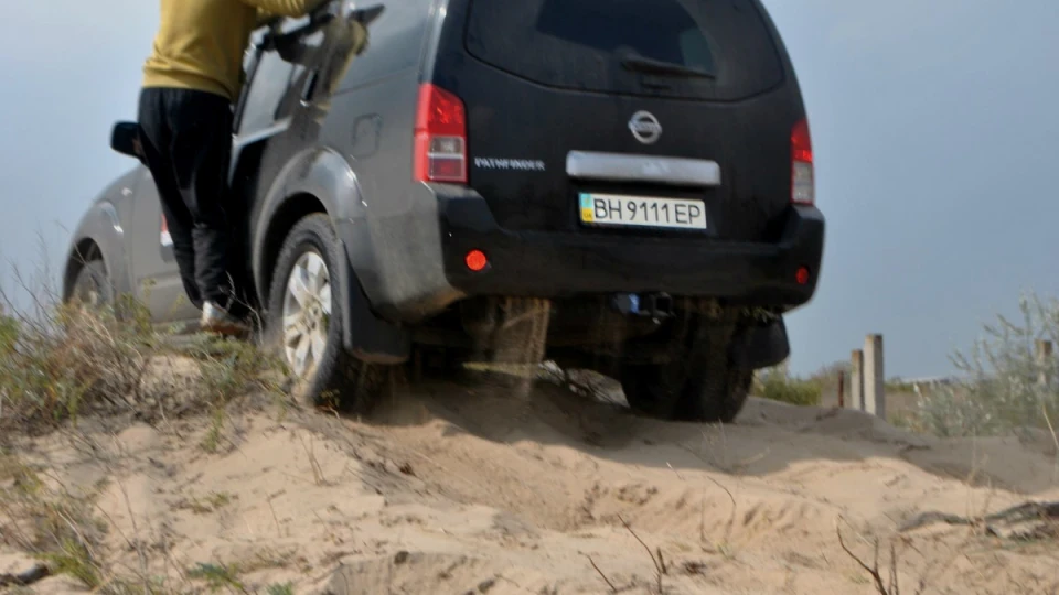 Nissan Pathfinder 5