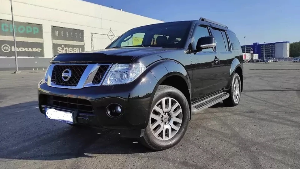 Nissan Pathfinder 3