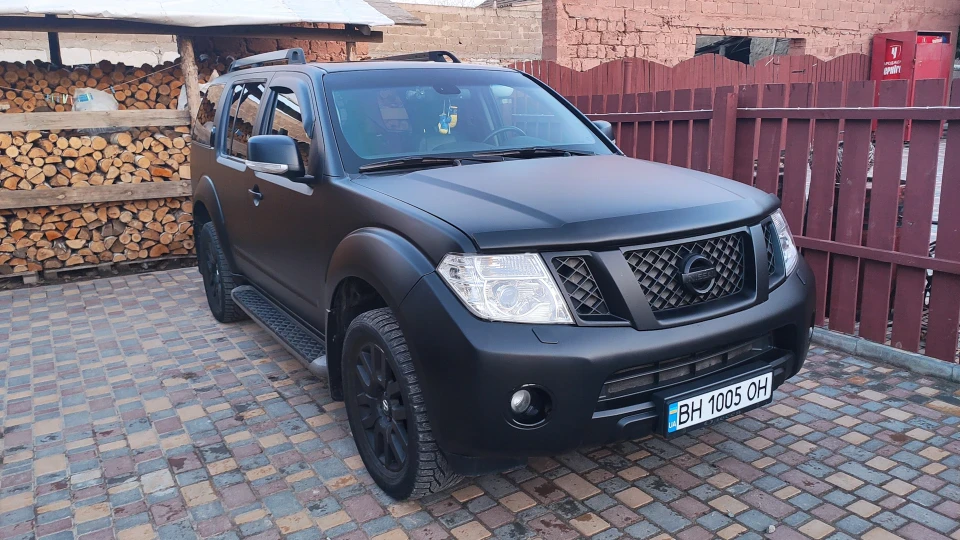 Nissan Pathfinder 2