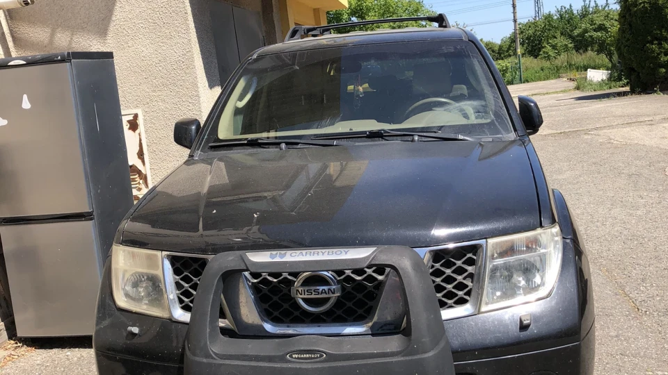 Nissan Pathfinder 2