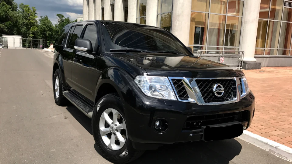 Nissan Pathfinder 🚘⛰🦍👍