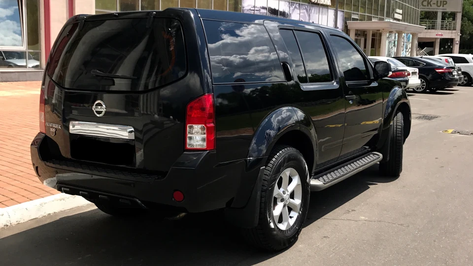 Nissan Pathfinder 🚘⛰🦍👍 2