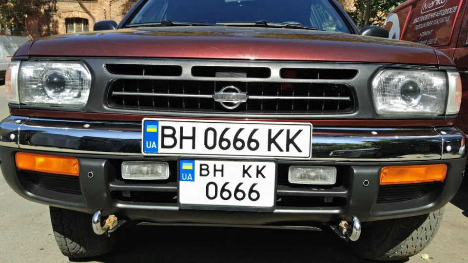 Nissan Pathfinder 2