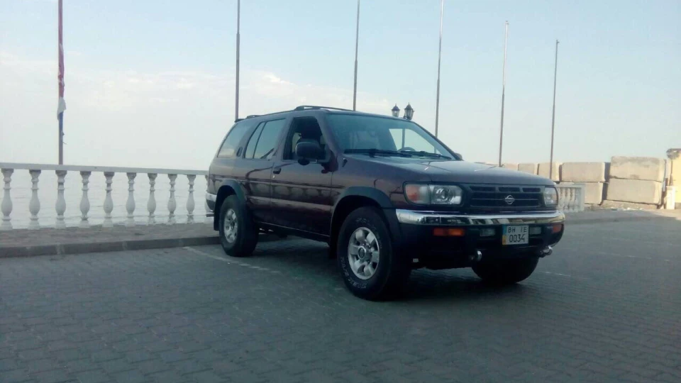 Nissan Pathfinder 5