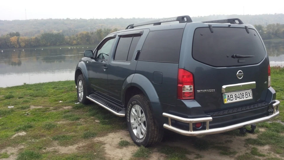 Nissan Pathfinder 5
