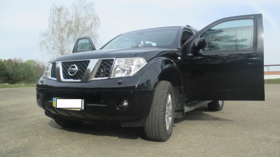 Nissan Pathfinder 2