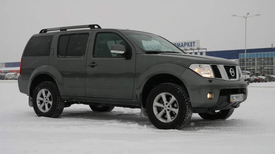 Nissan Pathfinder 4