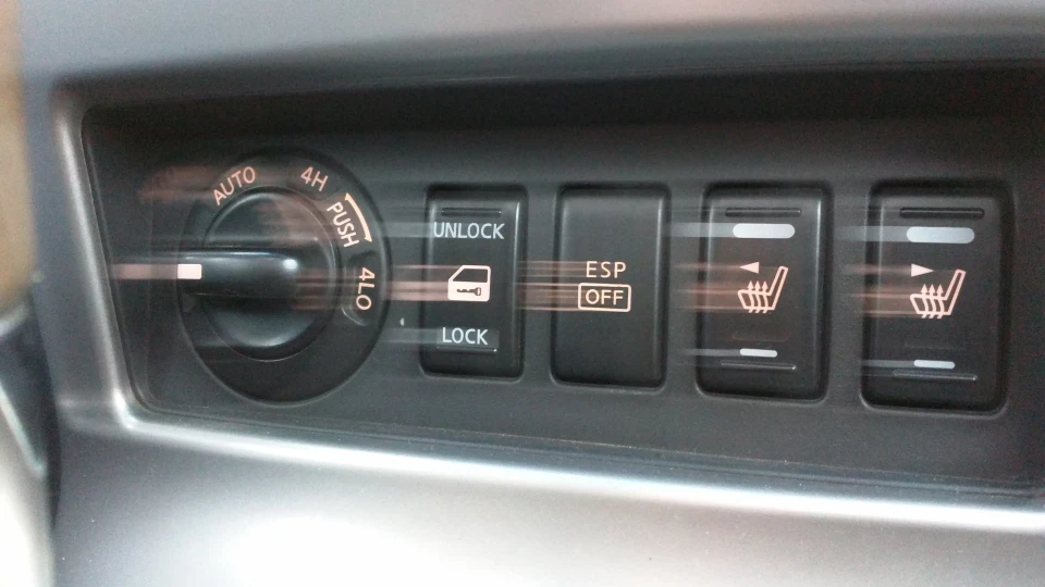 Nissan Pathfinder 2.5 dCI 3