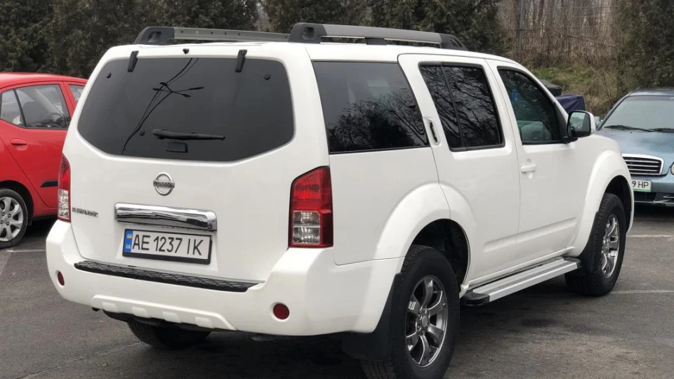 Nissan Pathfinder 2.5 diesel 3