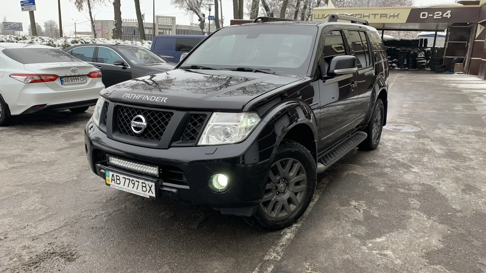 Nissan Pathfinder 2.5