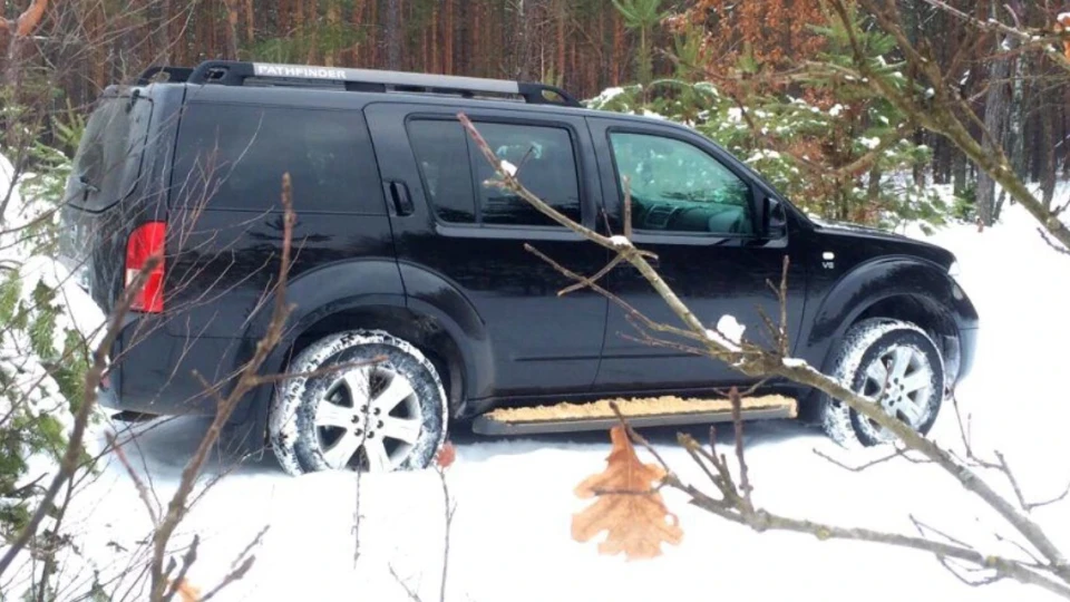 Nissan Pathfinder 4.0л