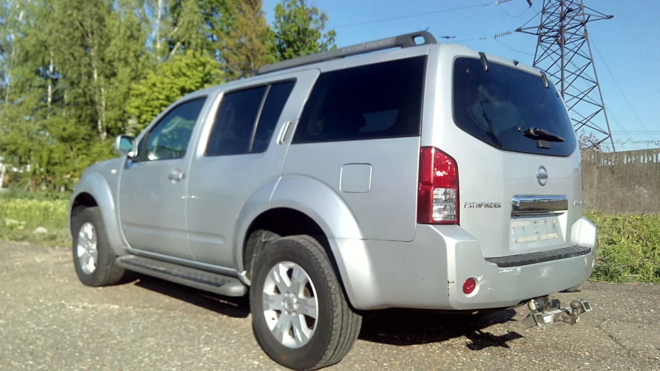 Nissan Pathfinder Aventura 5