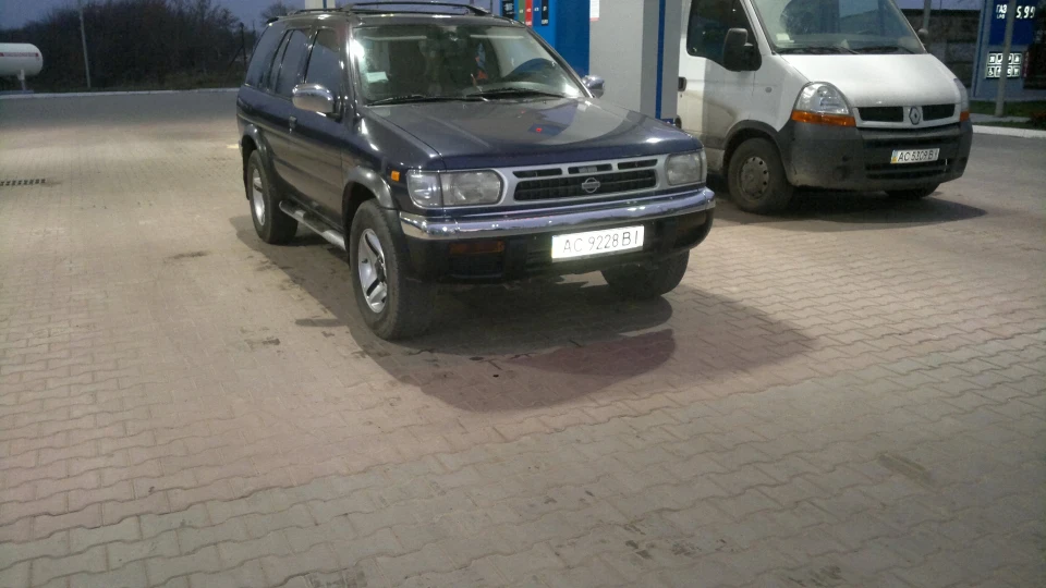 Nissan Pathfinder Бамбелбі))))))) 3