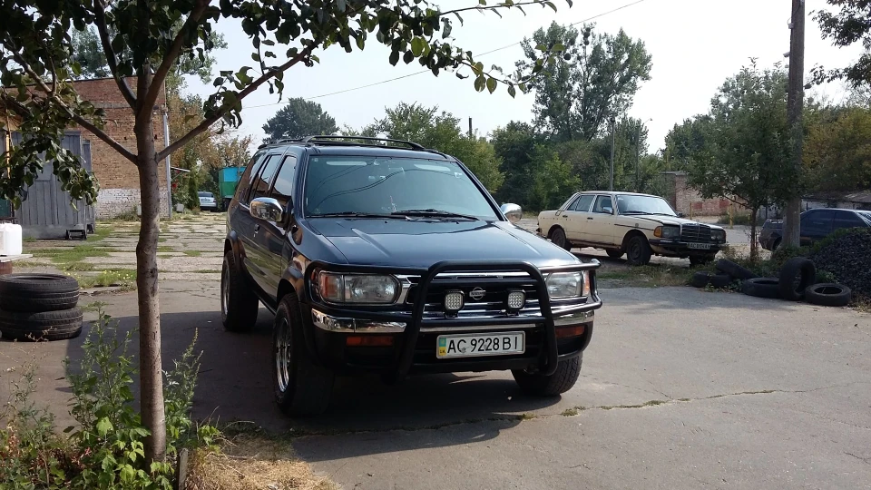 Nissan Pathfinder Бамбелбі))))))) 4