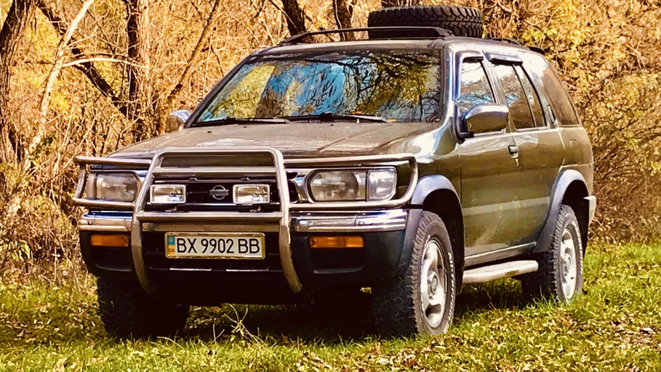 Nissan Pathfinder Бородатий 2