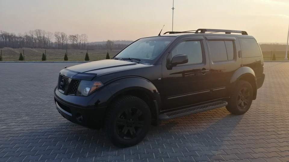 Nissan Pathfinder Брутал 2