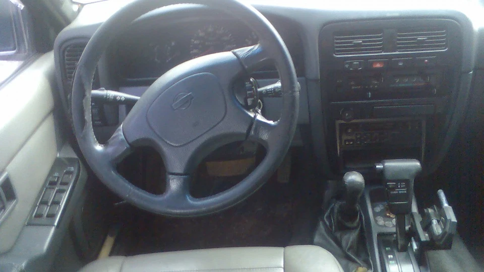 Nissan Pathfinder Канацький слідопит