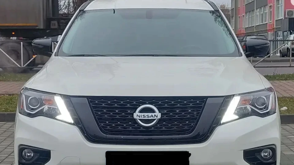Nissan Pathfinder Танчик