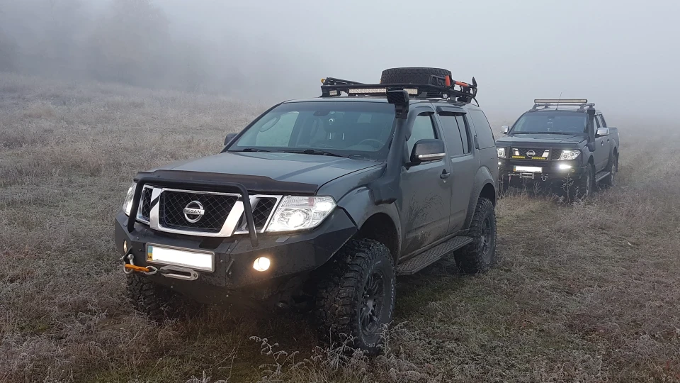Nissan Pathfinder Traveller
