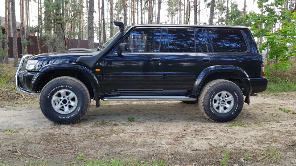 Nissan Patrol GR 2