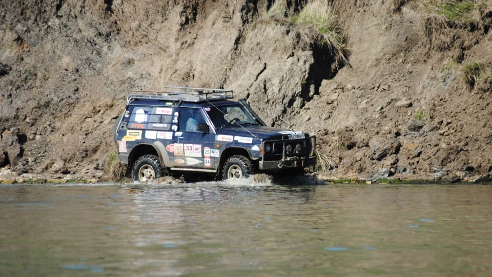 Nissan Patrol GR Японський колісний Танк 5
