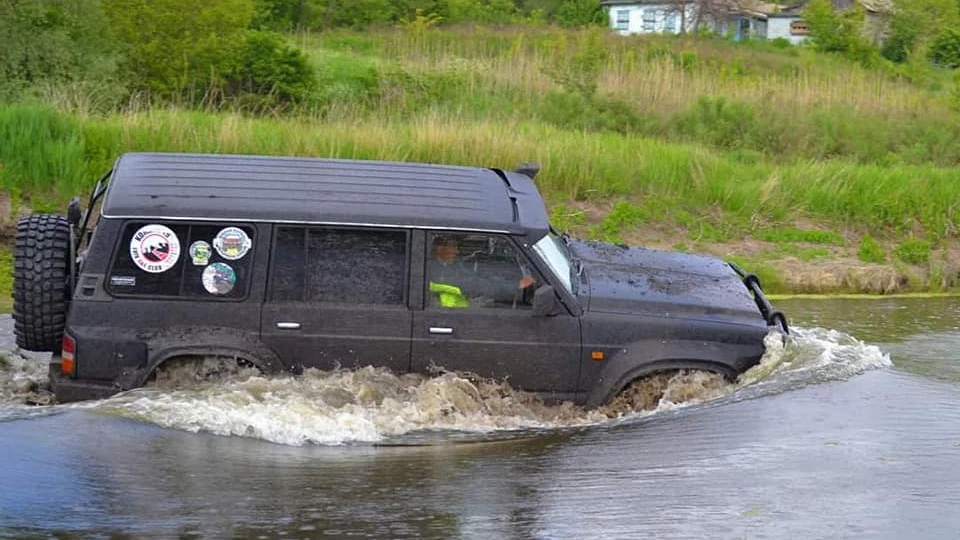 Nissan Patrol 2
