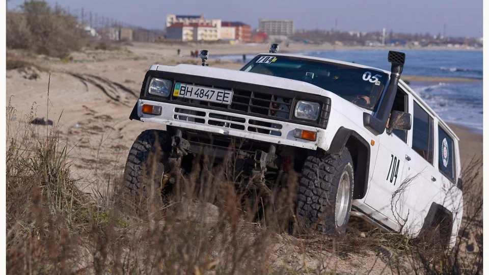 Nissan Patrol 2