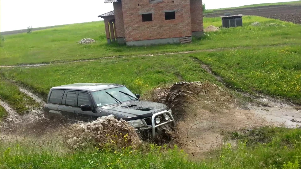 Nissan Patrol zd 30