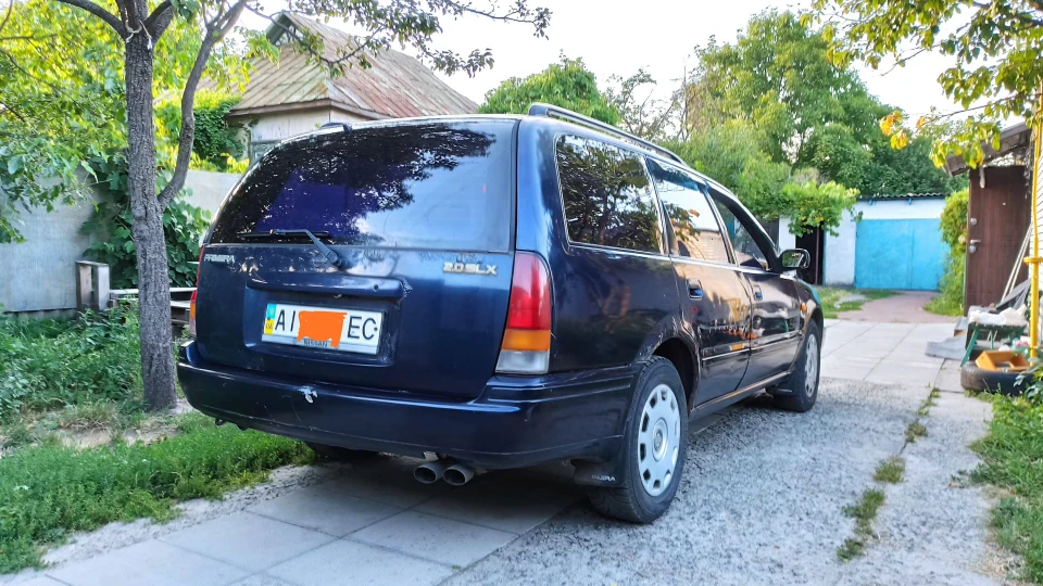 Nissan Primera Wagon Синій металік, 2.0/Газ 2