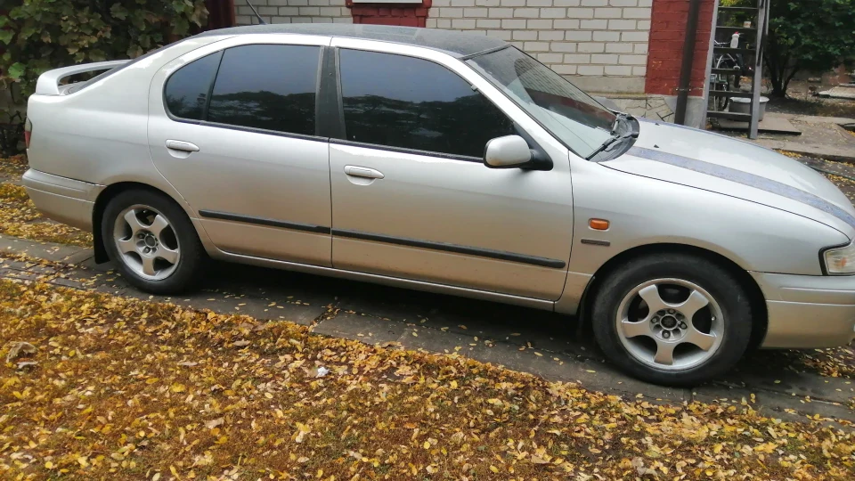 Nissan Primera 3