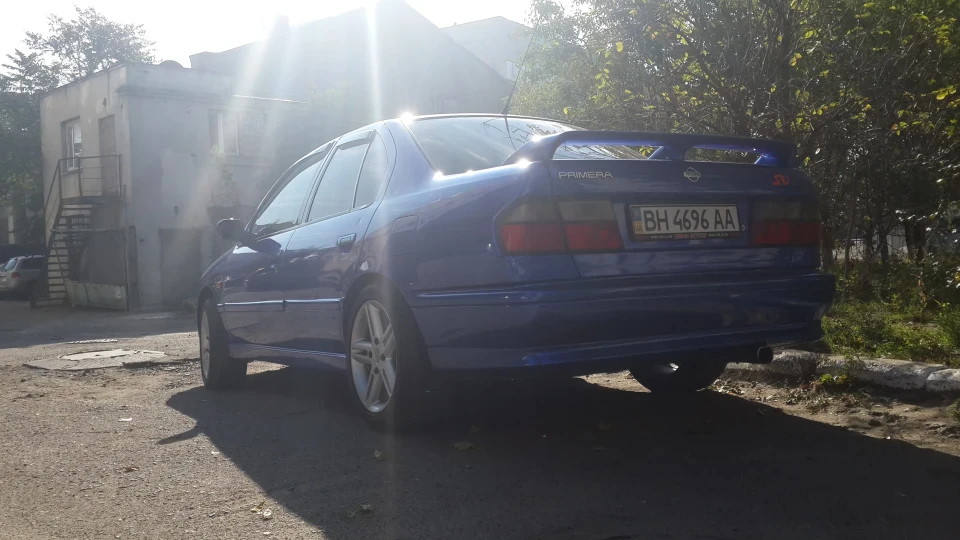 Nissan Primera 3